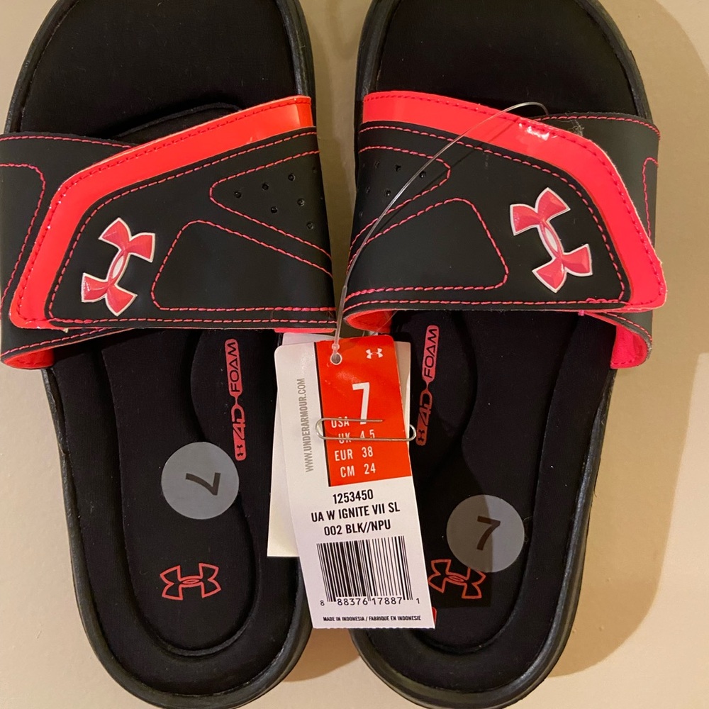 Under Armour Women’s Black & Red Ignite Slide Sandals
